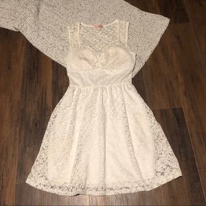 NWOT white lace boutique dress